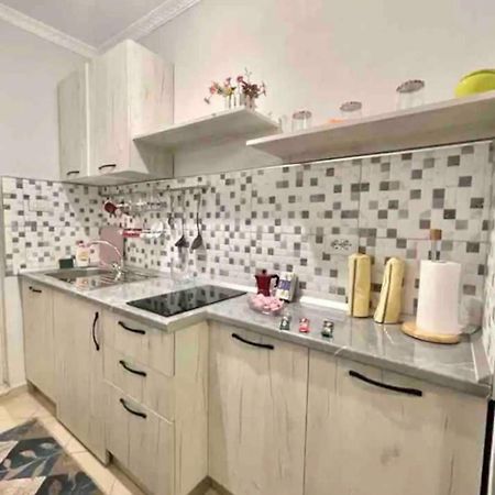 Nice Central Apartment In Tirana City Luaran gambar