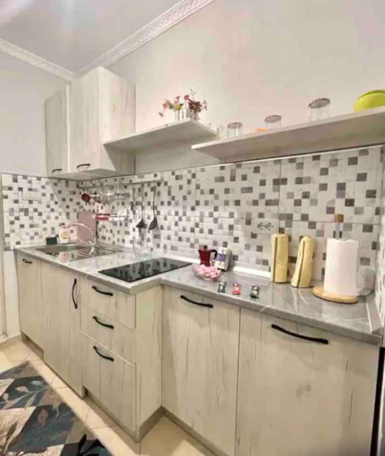 Nice Central Apartment In Tirana City Luaran gambar